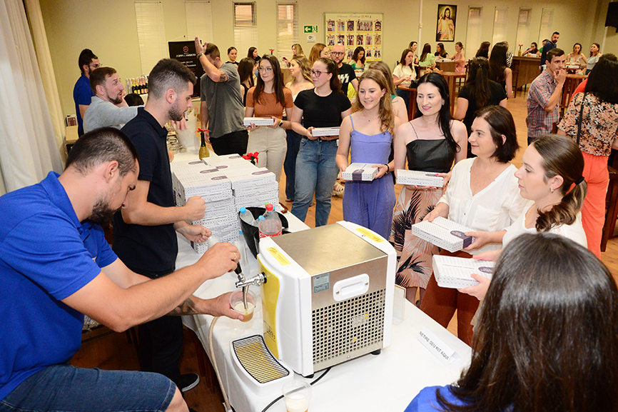 Bar De Neg Cios Cdl Jovem Apresenta Inspira Es E Desafios Para Quem